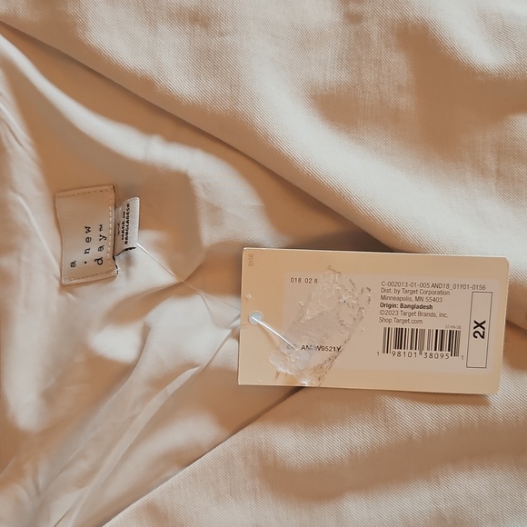 Target Cream Sleeveless Top/ Vest 2x - Picture 2 of 3